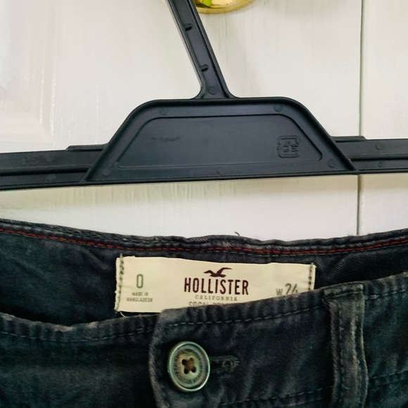 Hollister short shorts - Picture 2 of 3